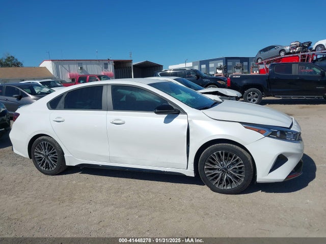3KPF54AD1RE789929 KIA Forte Gt-line