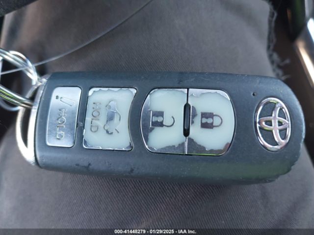 3MYDLBYV9HY151295 Toyota YARIS IA