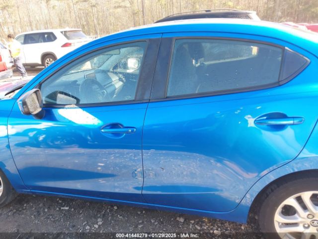 3MYDLBYV9HY151295 Toyota YARIS IA