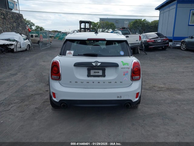 Mini 2017 2017 WMZYT3C33H3D97895 Image 16