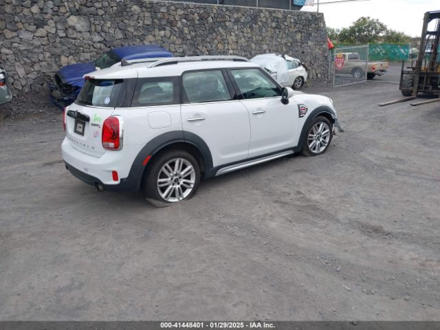 2017 MINI COUNTRYMAN WMZYT3C33H3D97895 Photo 3