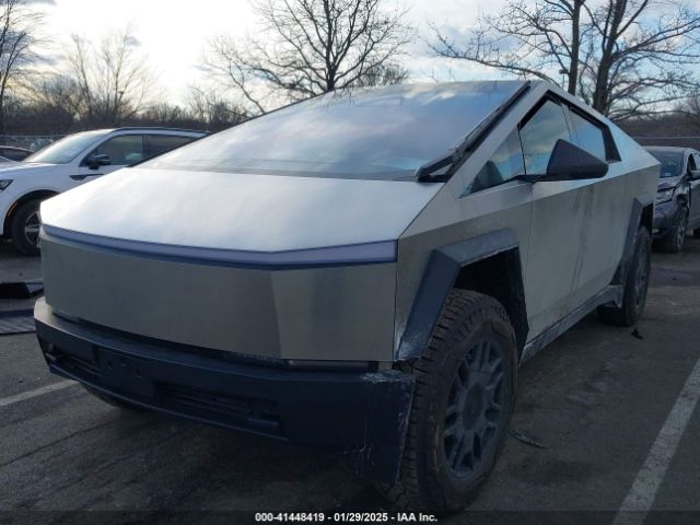 2024 TESLA CYBERTRUCK 7G2CEHEDXRA026834 Photo 1