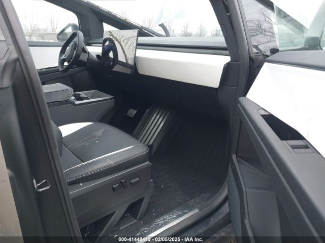 2024 TESLA CYBERTRUCK 7G2CEHEDXRA026834 Photo 4