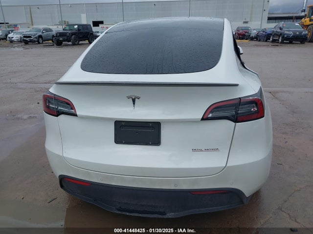 7SAYGDEF1NF456829 Tesla Model Y Performance Dual Motor All-wheel Drive
