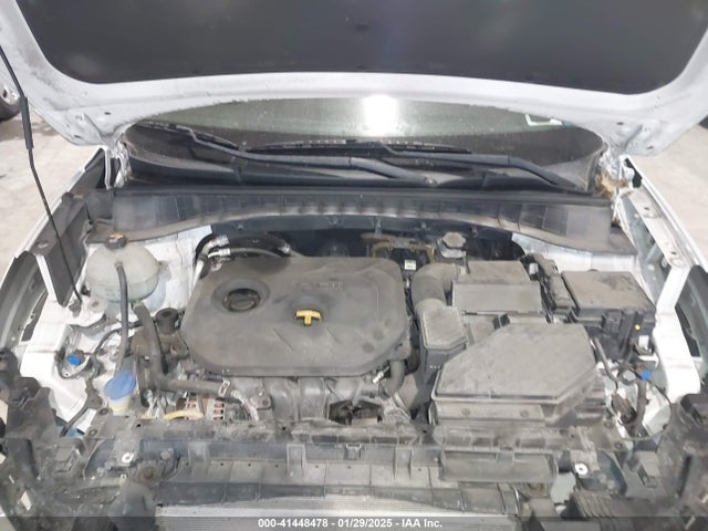 KM8J3CA41HU474439 Hyundai TUCSON SE