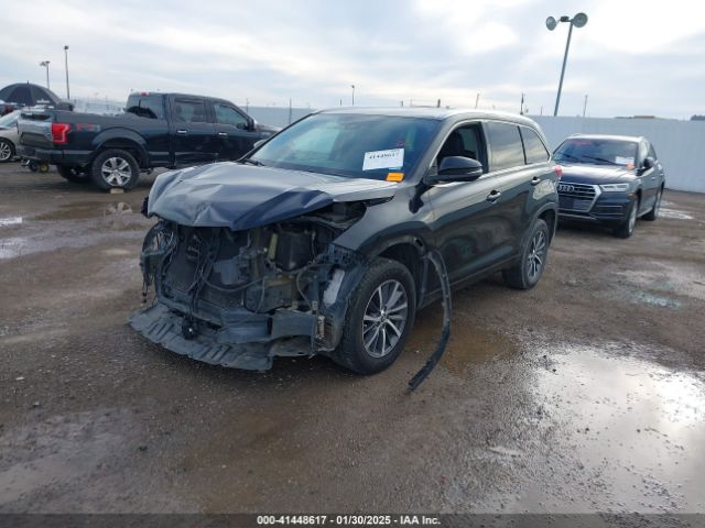 5TDKZRFH9HS509478 Toyota Highlander Xle