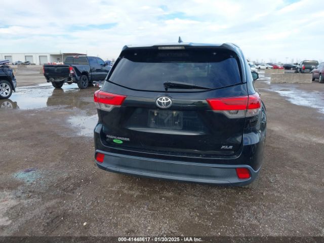 5TDKZRFH9HS509478 Toyota Highlander Xle