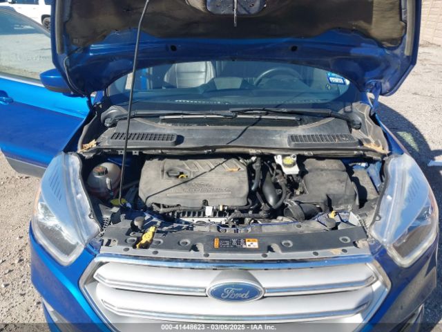 1FMCU9HD8JUB72120 Ford ESCAPE SEL