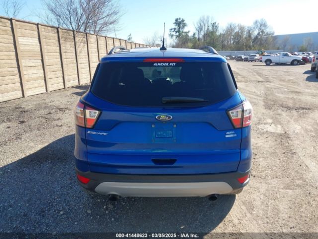 1FMCU9HD8JUB72120 Ford ESCAPE SEL