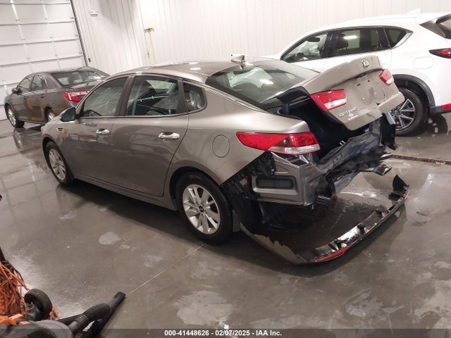 KIA Optima Lx 2017 5XXGT4L37HG134422 Image 3