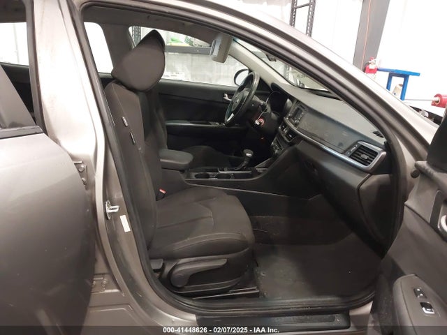 KIA Optima Lx 2017 5XXGT4L37HG134422 Image 5