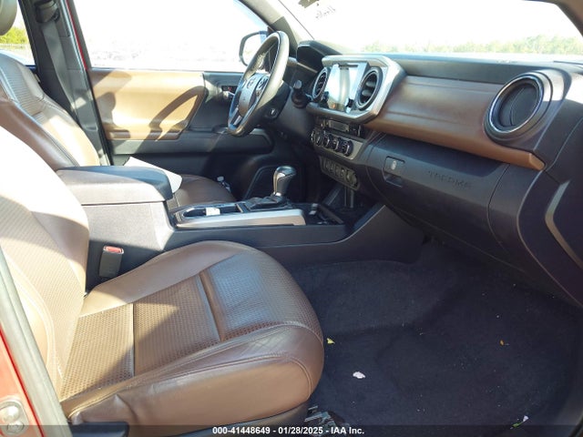 3TMGZ5AN3HM121027 Toyota Tacoma Limited