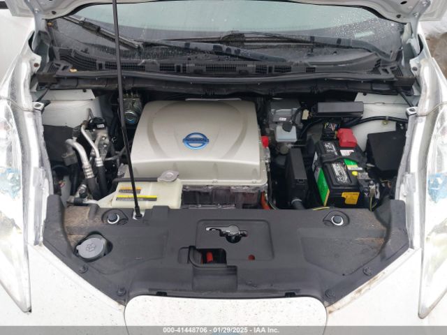 1N4AZ0CP6FC315644 Nissan Leaf Sl
