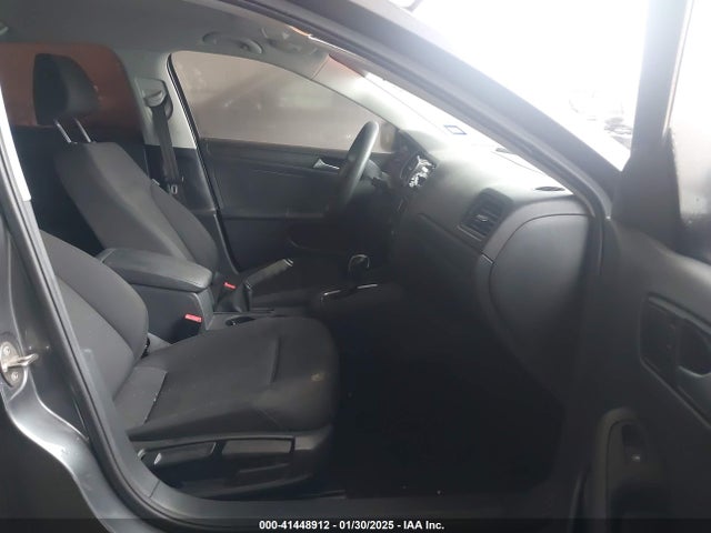 3VW2K7AJ1FM357791 Volkswagen Jetta 2.0l S