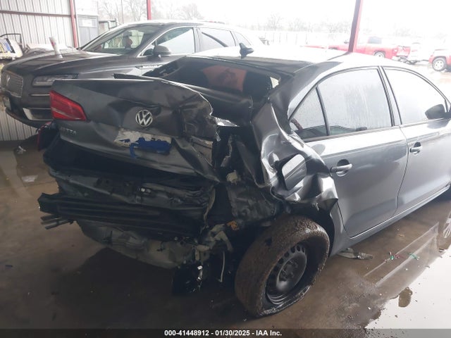 3VW2K7AJ1FM357791 Volkswagen Jetta 2.0l S