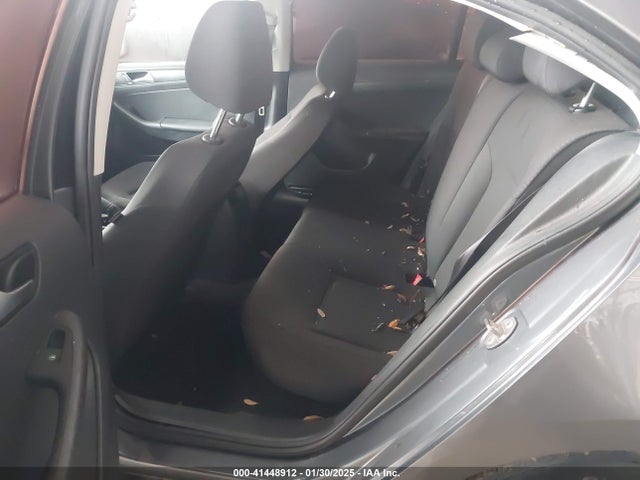 3VW2K7AJ1FM357791 Volkswagen Jetta 2.0l S