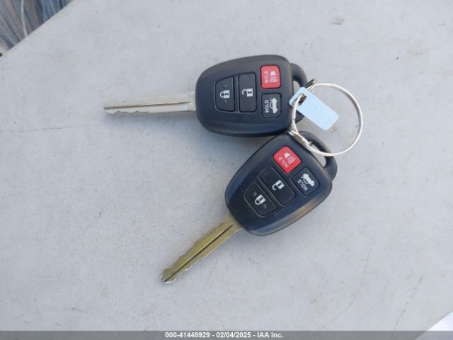5YFBURHE7EP135281 Toyota Corolla Le/le Plus/le Premium