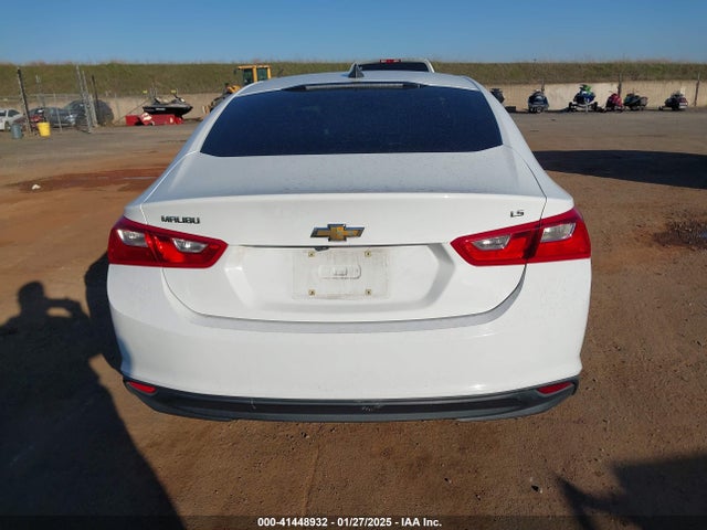 Chevrolet MALIBU LS 2016 1G1ZB5ST8GF212439 Image 32