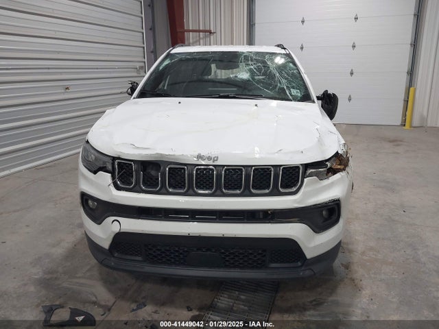 Jeep Compass Latitude 4x4 2024 3C4NJDBN1RT606233 Image 13