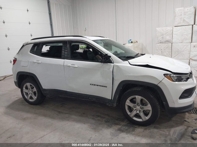 Jeep Compass Latitude 4x4 2024 3C4NJDBN1RT606233 Image 14