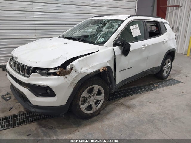 Jeep Compass Latitude 4x4 2024 3C4NJDBN1RT606233 Image 2