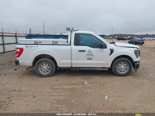 Ford F-150 Xl 2023 1FTMF1CPXPKF78037 Image 13