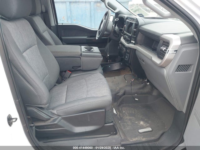 Ford F-150 Xl 2023 1FTMF1CPXPKF78037 Image 5