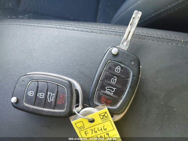 2019 HYUNDAI TUCSON KM8J2CA46KU919218 Photo 10
