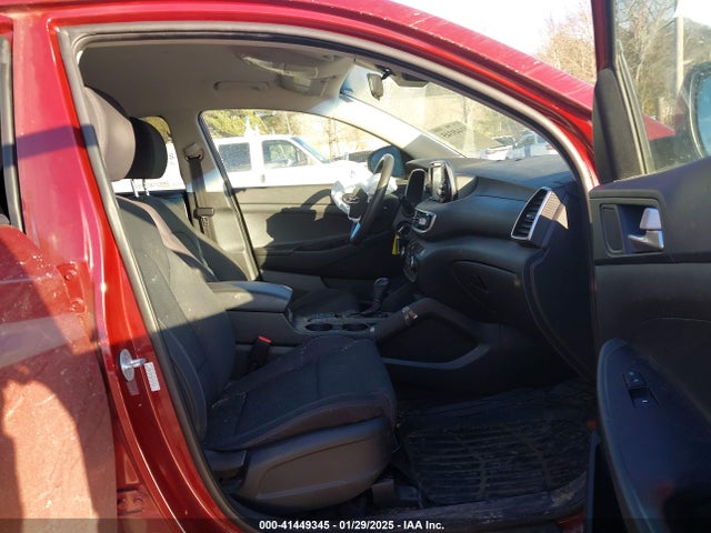 2019 HYUNDAI TUCSON KM8J2CA46KU919218 Photo 4