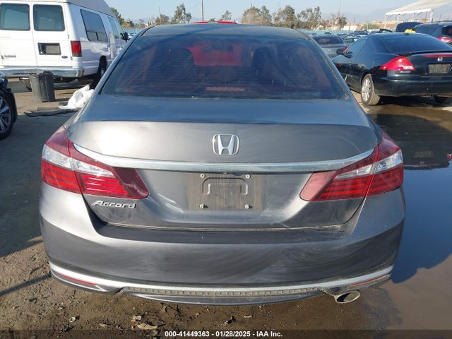 Honda ACCORD LX 2017 1HGCR2F36HA293121 Image 16