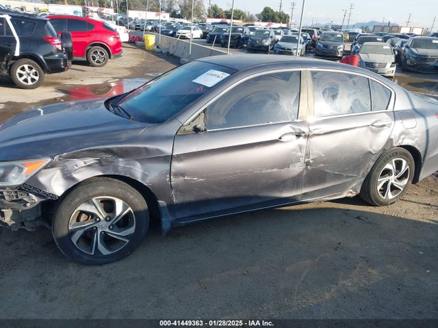 Honda ACCORD LX 2017 1HGCR2F36HA293121 Image 18