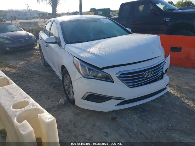 Hyundai SONATA SE 2016 5NPE24AF4GH368270 Image 1