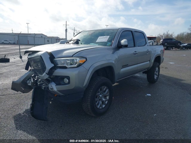 5TFAZ5CN6JX057889 Toyota Tacoma Sr5 V6