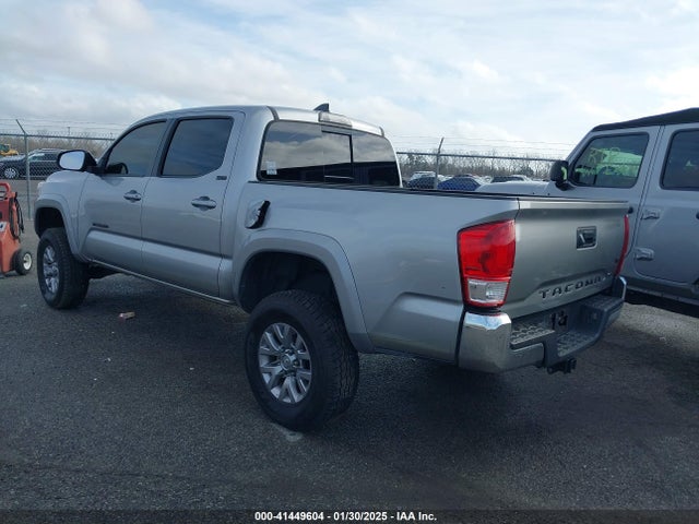5TFAZ5CN6JX057889 Toyota Tacoma Sr5 V6