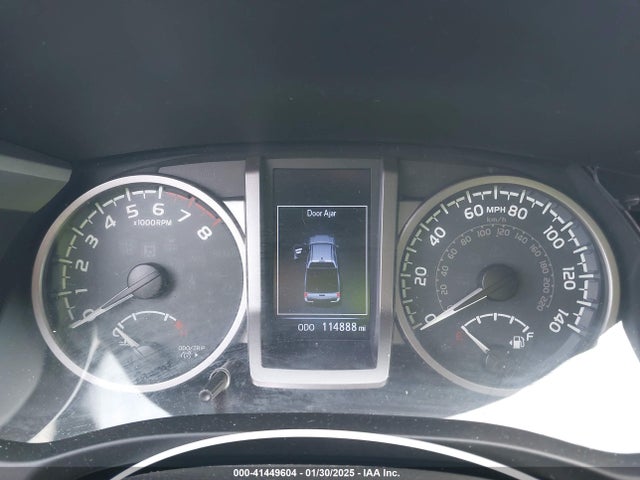 5TFAZ5CN6JX057889 Toyota Tacoma Sr5 V6