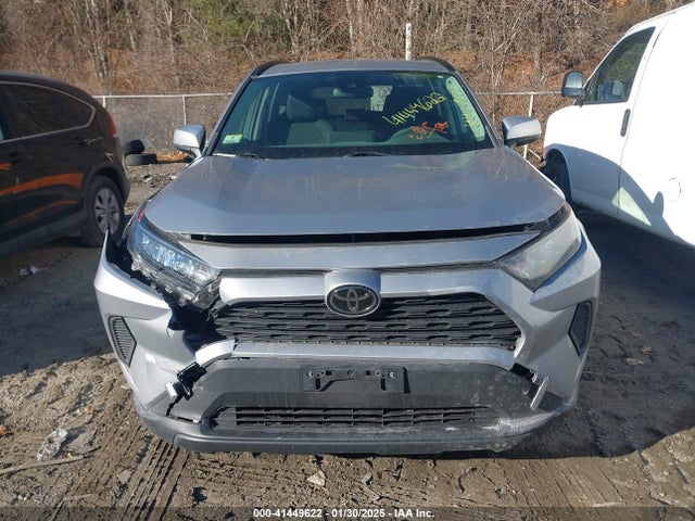JTMG1RFV2KD013394 Toyota RAV4 LE