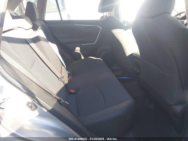 JTMG1RFV2KD013394 Toyota RAV4 LE