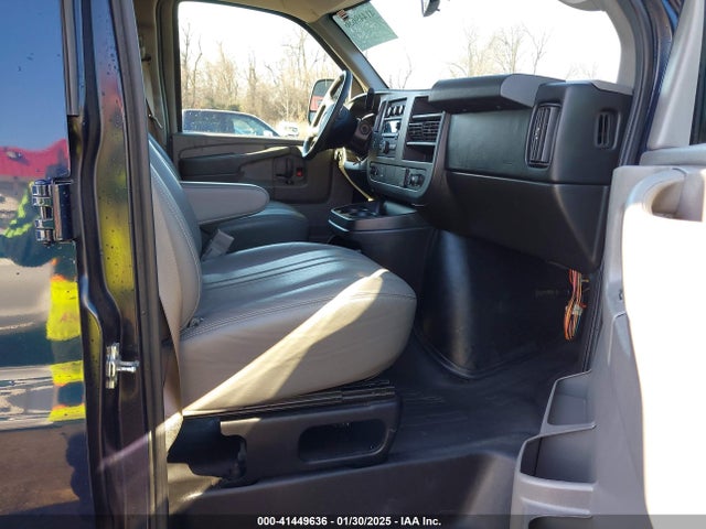 1GAZGZFF6F1137989 Chevrolet Express 3500 Ls