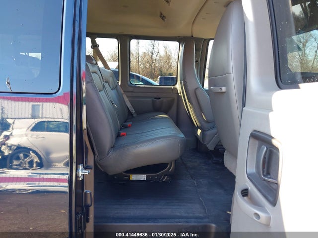 1GAZGZFF6F1137989 Chevrolet Express 3500 Ls