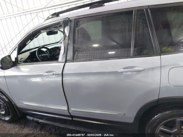 5FNYF7H52NB000679 Honda Passport 2wd Ex-l
