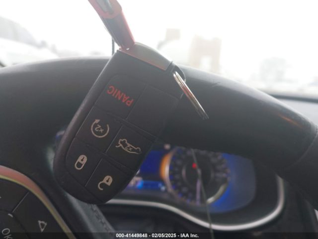 1C3CCCCB0FN507435 Chrysler 200 C