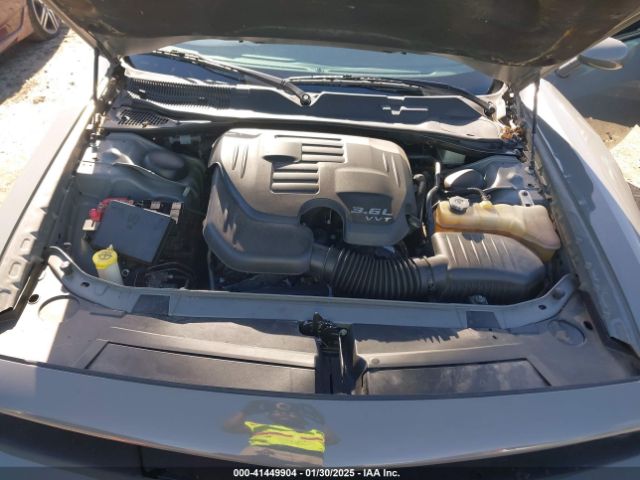 2C3CDZAGXKH701875 Dodge Challenger Sxt