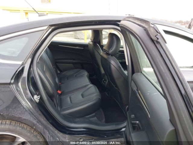 3FA6P0K99HR328651 Ford Fusion Titanium