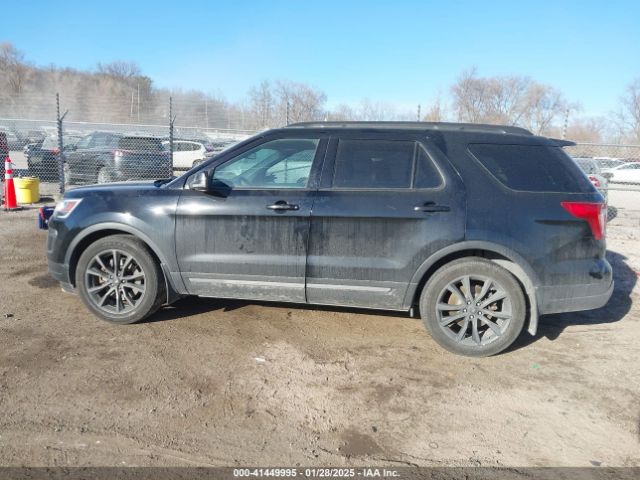 1FM5K8D88JGC03818 Ford EXPLORER XLT