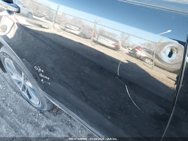 1FM5K8D88JGC03818 Ford EXPLORER XLT
