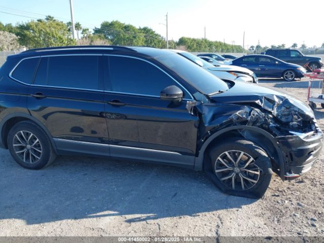 3VV3B7AX1LM019574 Volkswagen Tiguan 2.0t Se/2.0t Se R-line Black/2.0t Sel