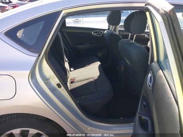 3N1AB7AP6KY318624 Nissan SENTRA SV