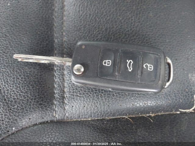 3VW3L7AJ5EM390700 Volkswagen Jetta 2.0l Tdi