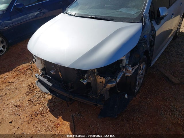JTDEPMAE3MJ138862 Toyota COROLLA LE