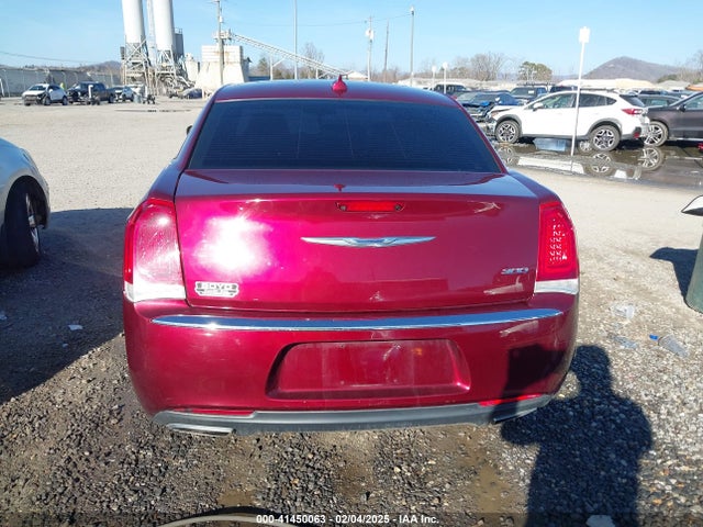 Chrysler 300 Anniversary Edition 2016 2C3CCAAG7GH248441 Image 16